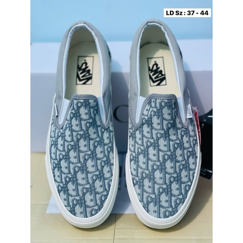 🚩🛒รองเท้าแบบ สวม V X Salip on [งาน mirror] สินค้าพร้อมกล่อง sz.36-43