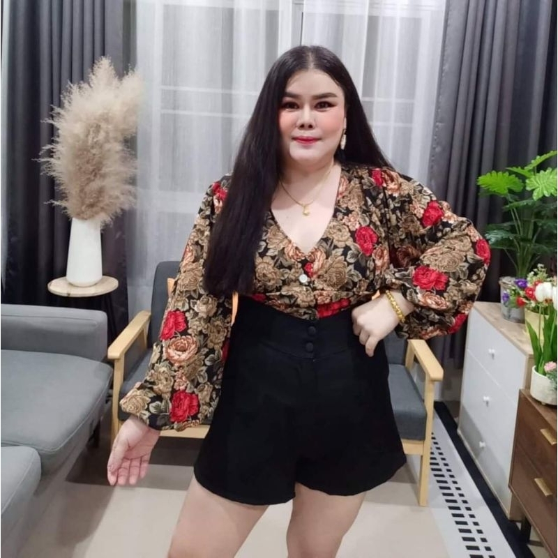 เสื้อสาวอวบลายดอกคอวีกระดุม มีสม็อคหลังแขนบอลลูน ผ้าวูลเวฟ - รูปที่ 4