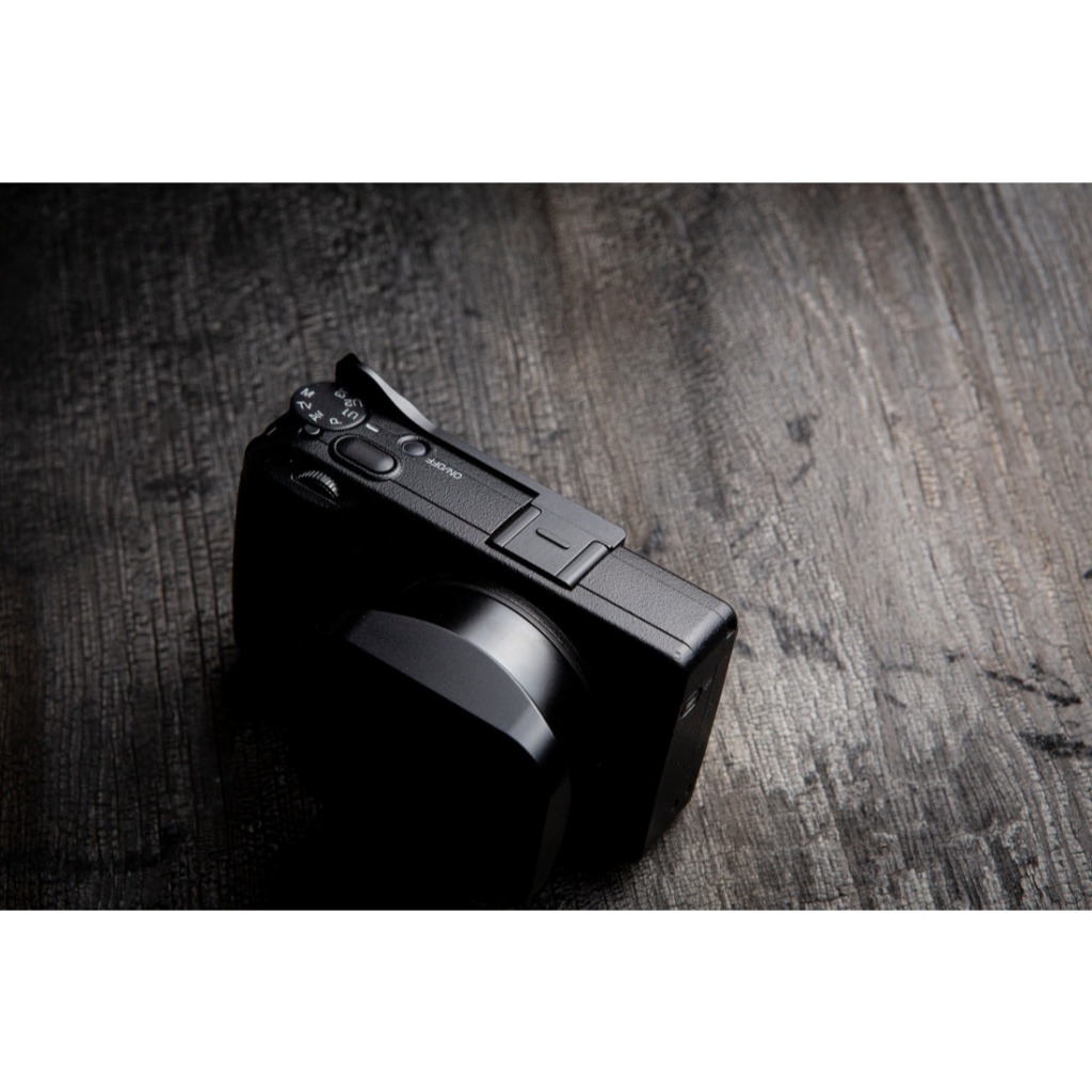 Squarehood Thumb grip for Ricoh GR III and IIIX