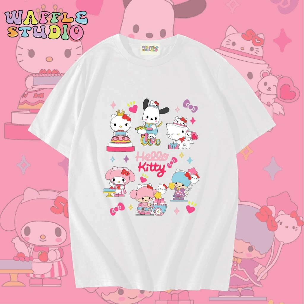 [ ส่งฟรี ] WS0965 เสื้อยืดโอเวอร์ไซส์ เสื้อยืดเกาหลี ผ้าคอตตอน100% เสื้อยืด คิตตี้ Kitty Sanrio ซาริโอ้ WAFFLE STUDIO