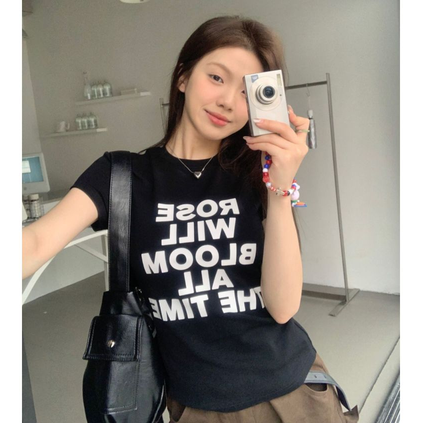 เสื้อครอปหญิง เสื้อยืดคอกลม สไตล์วินเทจ ผ้าคอตตอน100% เเบบลำลอง สาวฮอตต้องมี #020275 - รูปที่ 3