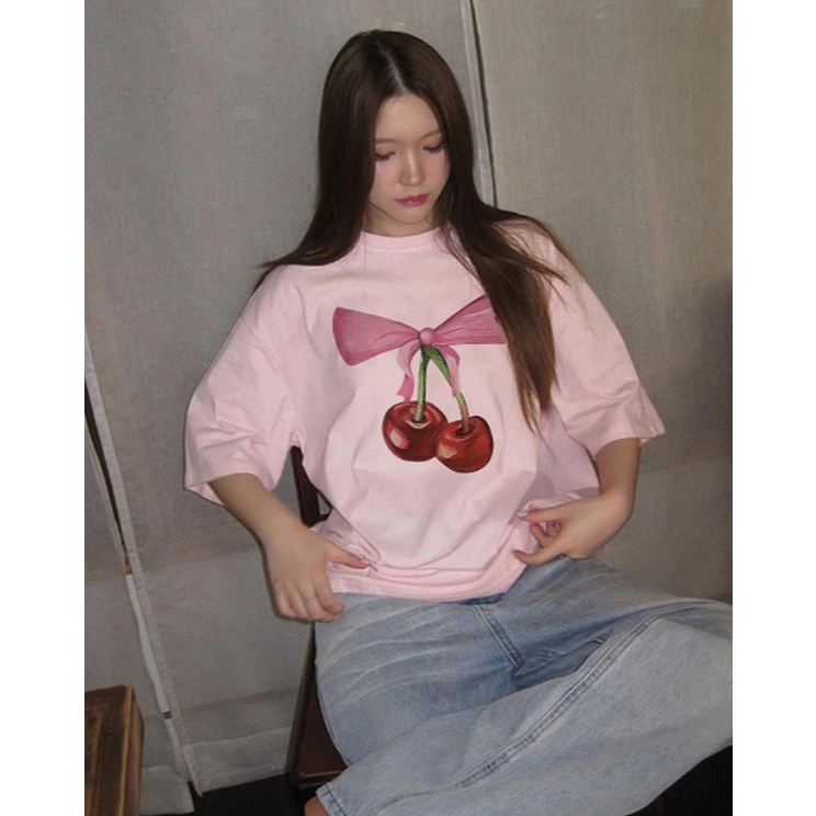 Top.street เสื้อยืด Red bow Cherry พิมพ์ลาย สดชื่น และทันสมัย ผู้หญิง เสื้อสตรีท สไตล์เกาหลี ขาว 3xl