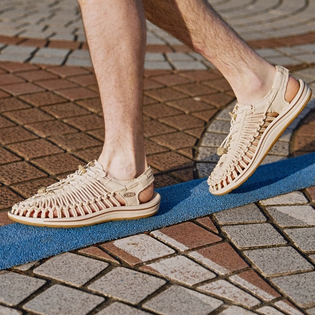 [ลด30% เก็บโค้ด 2509FASHDD] KEEN Uneek - Canvas (Limited Edition) รองเท้า คีน แท้ รุ่นฮิต ได้ทั้งชายหญิง