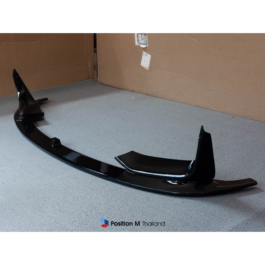 ลิ้นหน้า BMW F30 ทรง M3