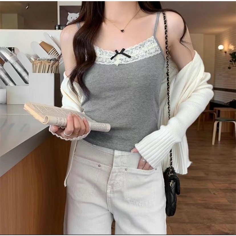เสื้อสายเดี่ยว มีฟองน้ำ ใส่สบาย สีพื้น เรียบๆน่ารักแต่งโบว์กลางอก