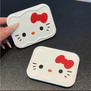 พร้อมส่ง!🇹🇭 Hello Kitty Mirror ตลับกระจกแต่งหน้าพร้อมหวีขนาดเล็ก กะทัดรัด สำหรับพกพา วัสดุพลาสติก รูปสกรีนคมสวย คุณภาพดี