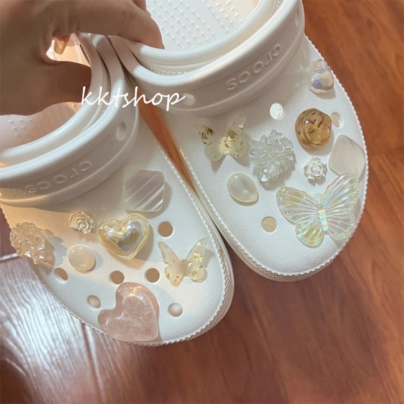 ส่งจากไทย Jibbit crocs charms อุปกรณ์ตกแต่งรองเท้า ดอกไม้รองเท้าเปลือกหอยคริสตัลน่ารัก