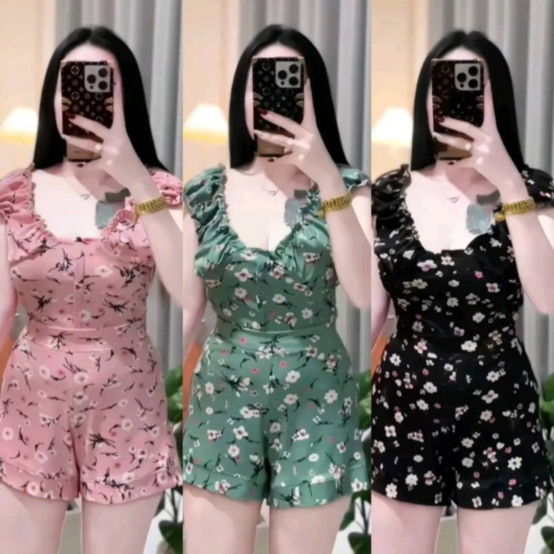 Set 2 ชิ้น เสื้อแขนตุ๊กตาน่ารักๆ มาพร้อมกับกางเกงขาสั้น เนื้อผ้าร่องงานสวย (สาวอวบใส่ได้