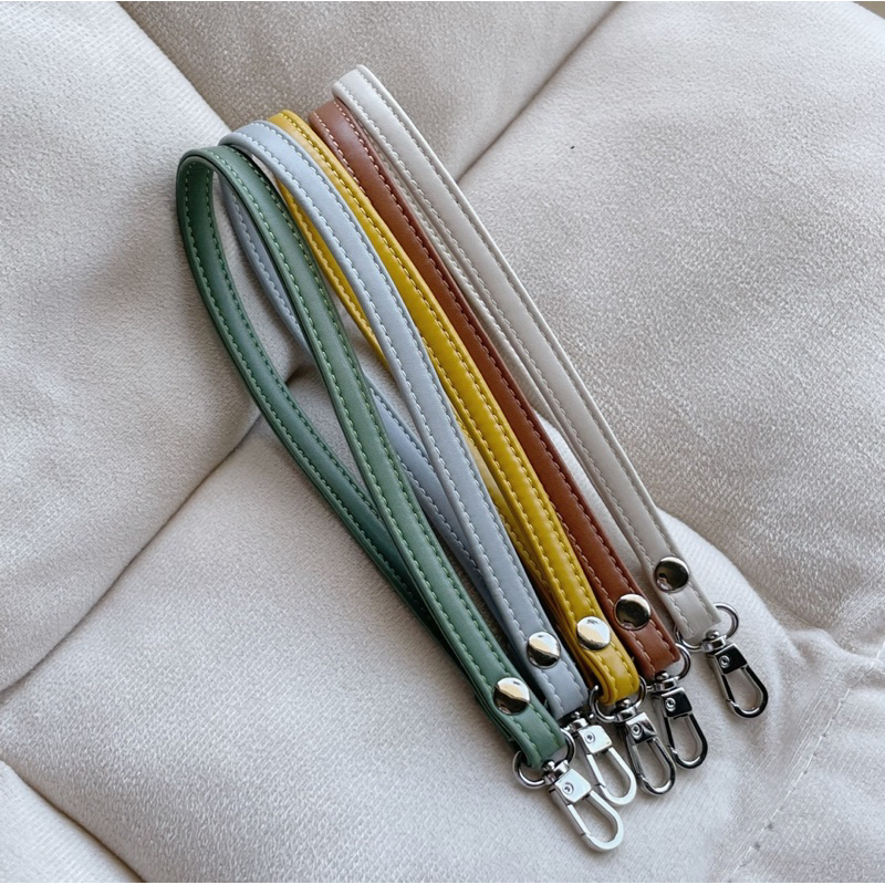 ✨สายคล้องมือหนัง Micro fibre ทนรอย✨ไม่รวมกระเป๋า* Estheta Matchy Wristlet สายคล้องข้อมือ ,คล้องคอเสริมกระเป๋า