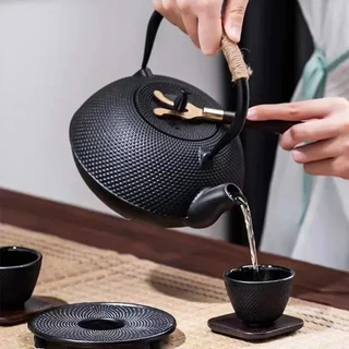 Kettle 900 ml ญี่ปุ่นสไตล์กาน้ำเหล็กหล่อกาน้ำชา + Infuser/กรองกาน้ำชา