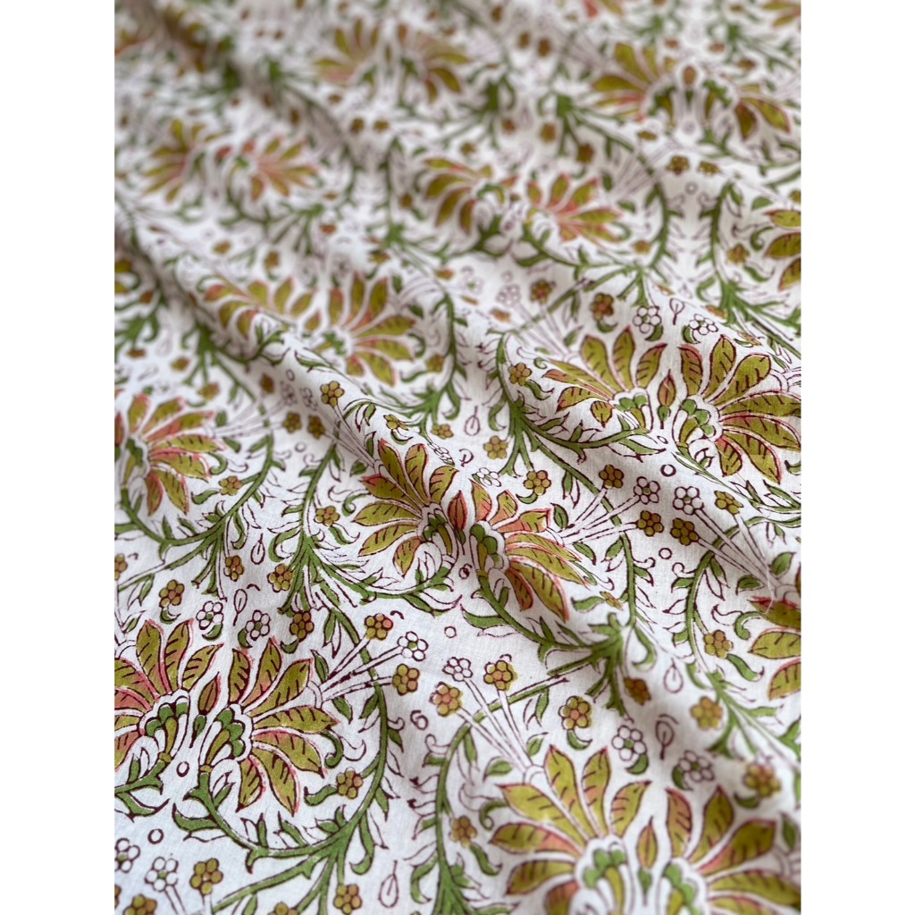 144บ./หลา Cotton Fabric Indian Blockprint ผ้าฝ้าย ผ้าอินเดีย พิมพ์มือ sarasafabric handblockprint cotton H24-11-16