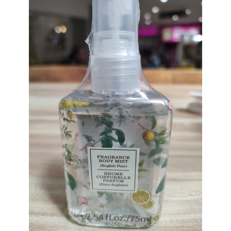 Miniso สเปร์น้ำหอมฉีดผิวกาย English Pear 75ml