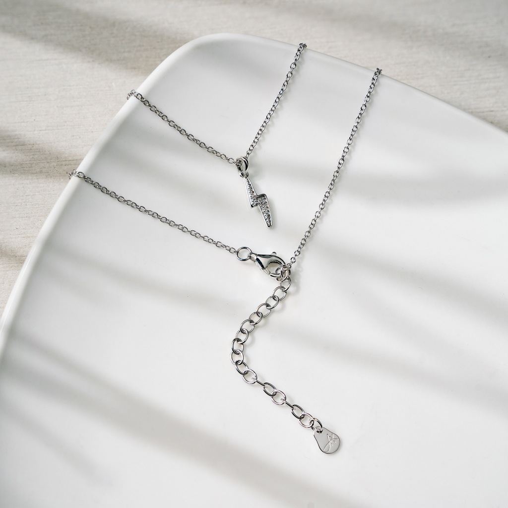 Ar-Kang Collection/ AKN999 สร้อยคอเงินแท้ ห้อยจี้สายฟ้า ประดับ CZ ชุบ Rhodium ชุบทอง Silver92.5%
