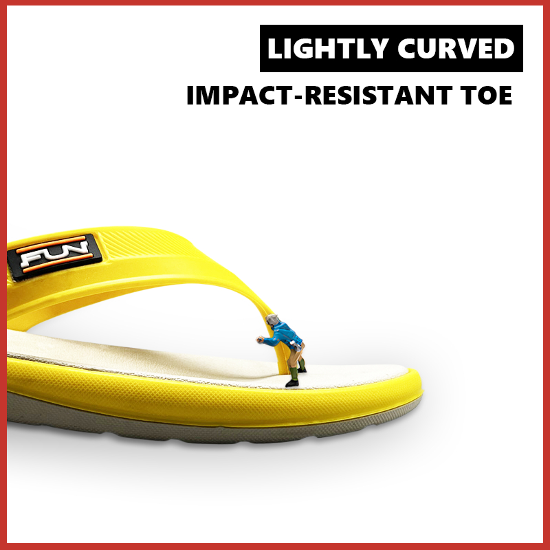 รองเท้าแตะสำหรับผู้ชายคู่แฟชั่นแนวโน้มนุ่มไม่ลื่นผู้ชายพลิกบ้านเกาหลีลื่นสำหรับผู้หญิง