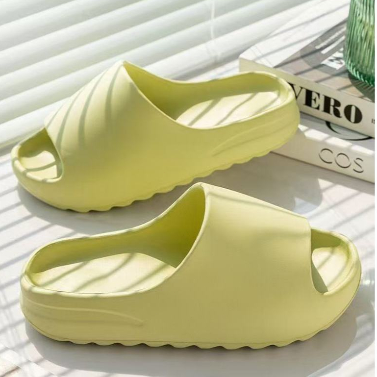 Hello Kolo3  รองเท้าแตะ รองเท้าแตะเด็ก  รองเท้าแตะแบบสวมเปิดปลายเท้า กันลื่น ระบายอากาศได้ดี เบา สบายเท้