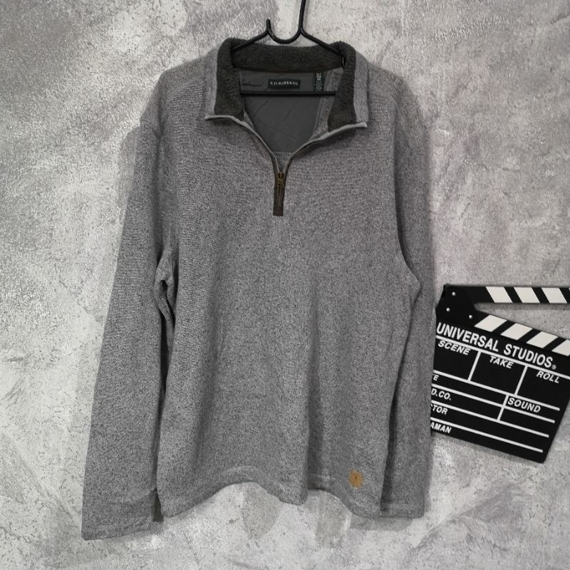 ผ้ามือสอง สเวตเตอร์แขนยาว G.H.BASS&CO.