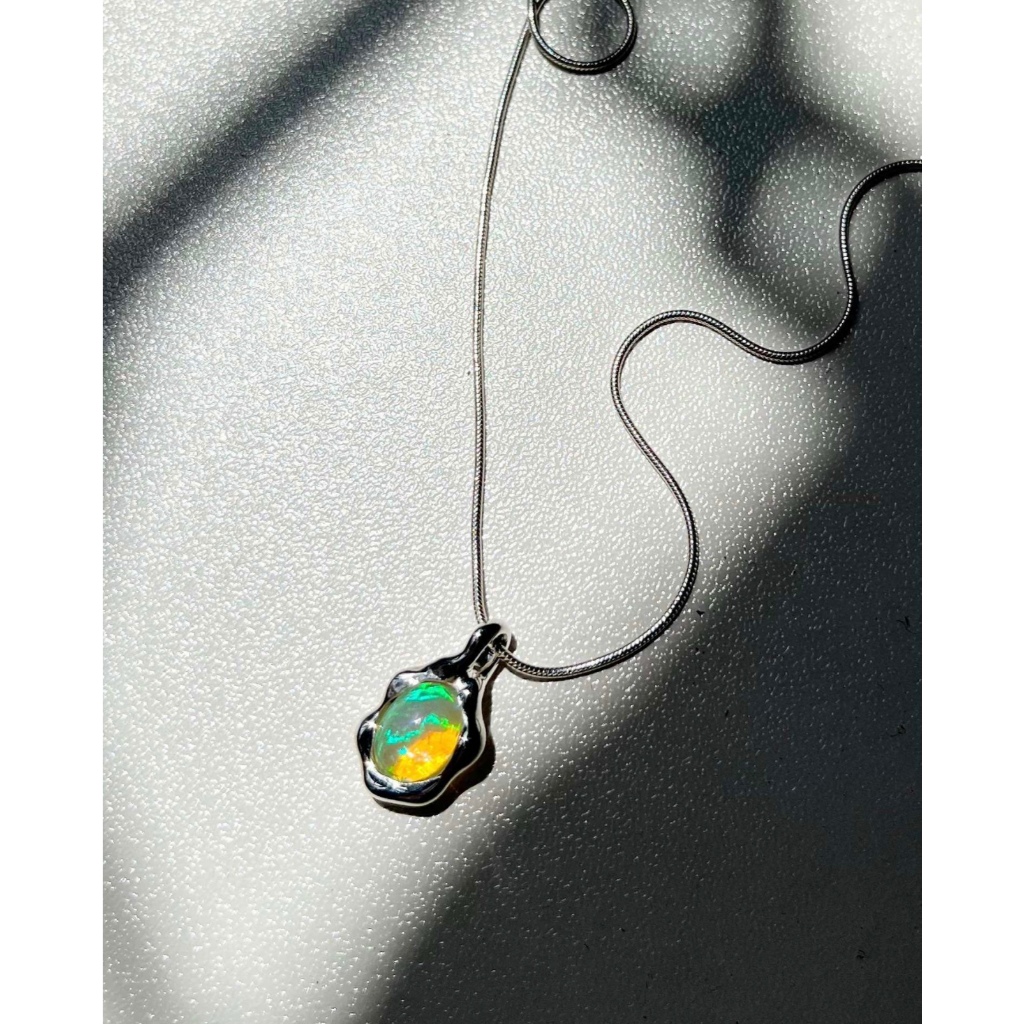 Victoria Pendant ( Ethiopian Opal ) handcrafted by minormood เงินแท้ 925