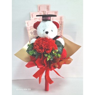 ช่อดอกไม้รับปริญา ตุ๊กตาหมีรับปริญญา  ช่อดอกคาร์เนชั่น ด้านห…