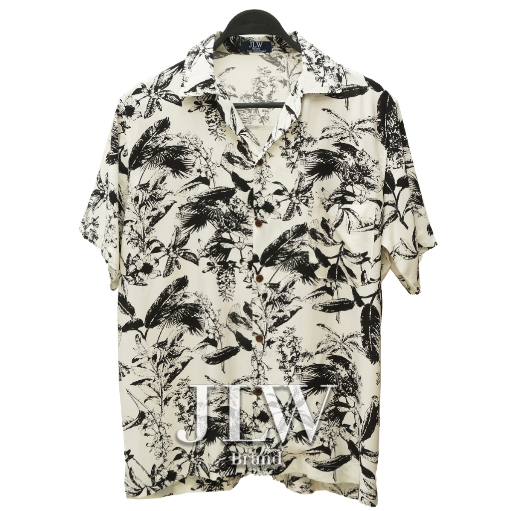 เสื้อฮาวาย ลายใบตองนกน้อย ขาวครีม ผ้านิ่ม M L XL Oversize คอฮาวาย JLW BRAND