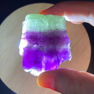**สุ่มสี** Fluorite ฟลูออไรต์ดิบหลายสี สวยน่ารักมาก ช่วยส่งเสริมความถนัดความฉลาดสติปัญญาความคิดสร้างสรรค์ ช่วยพัฒนาจิตใจ
