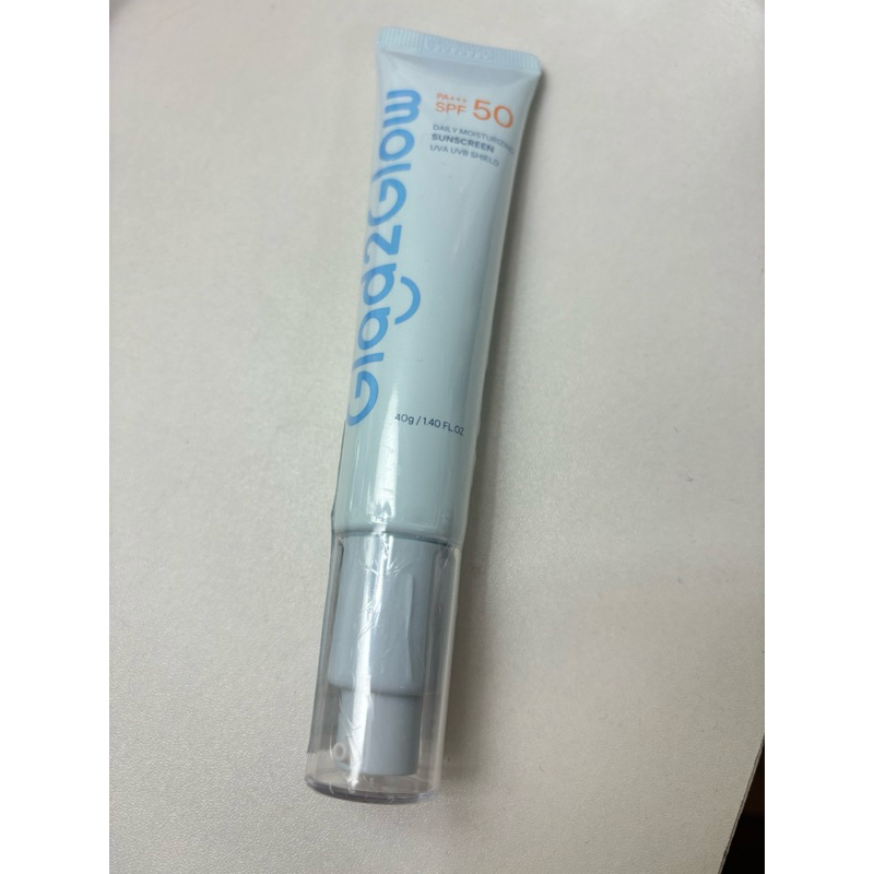 ของใหม่Glad2Glow  กันน้ำ กันแดด SPF50 PA+++ 40g Daily Moisturizing Sunscreen