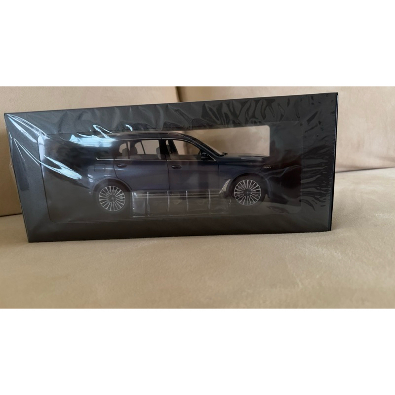 โมเดลรถ BMW X7 [scale 1:18] ของแท้จาก BMW
