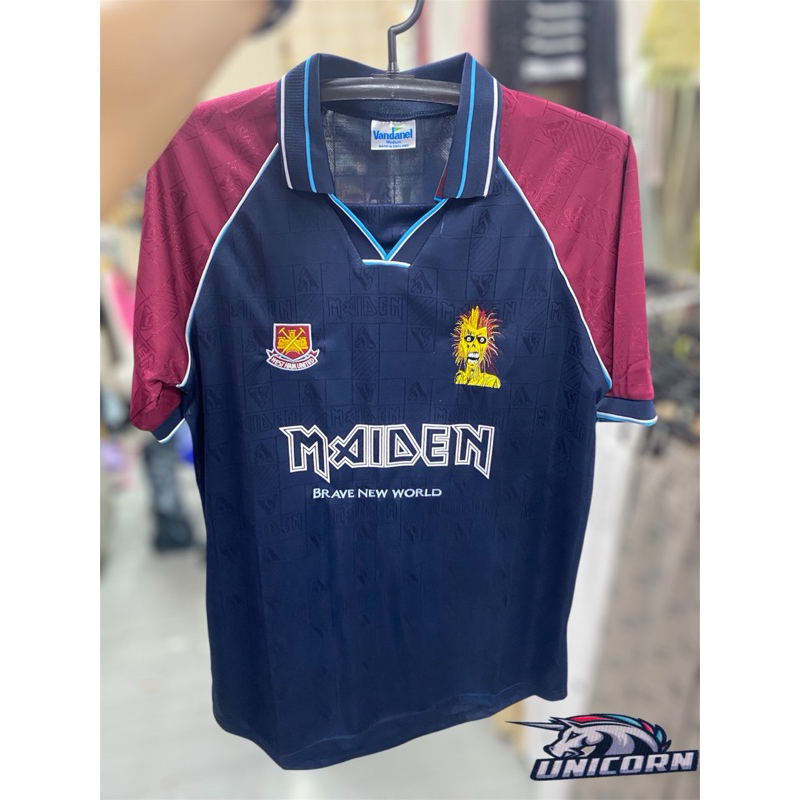 เกรด AAA   เสื้อกีฬา West Ham Iron Maiden 1999 Retrô - Masculina -Torcedor มีบริการเก็บเงินปลายทาง