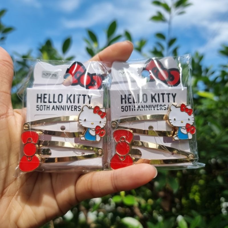 กิ๊บแป๊กคู่ Hello Kitty 50th