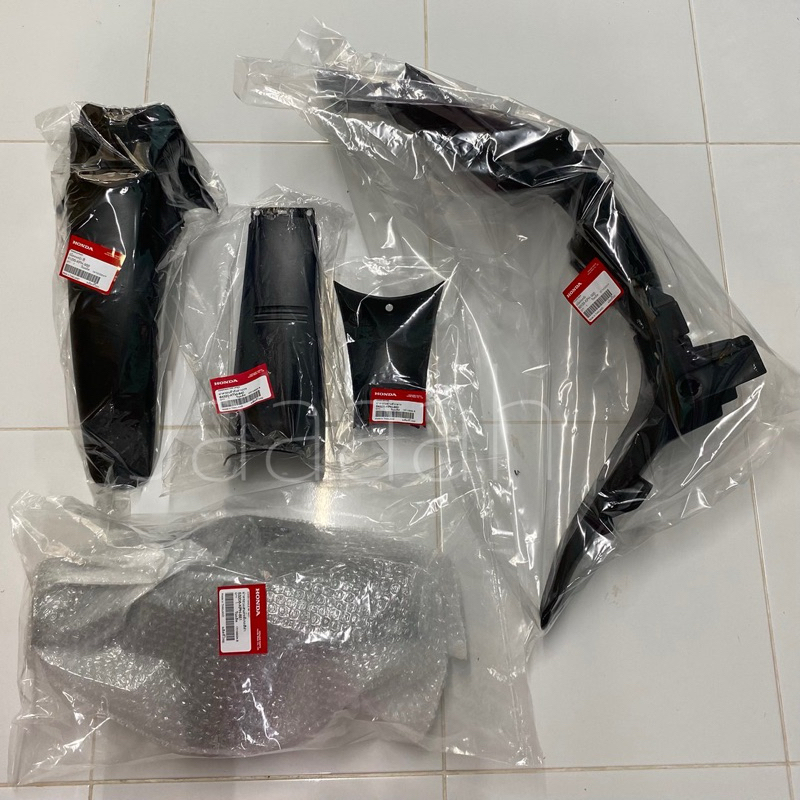 ชิ้นดำWave125R หัวแหลม เซท5ชิ้น ชิ้นดำเวฟ125อา ชิ้นดำคอนโซล ชิ้นดำบังโคลน แท้เบิกฮอนด้า100%