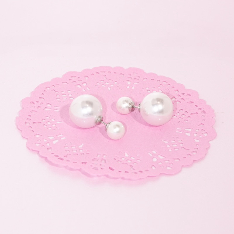 RINDA - Dreamy pearl stud (silver)