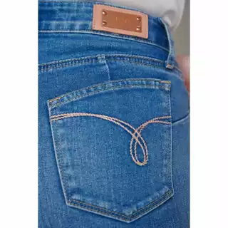 Mc jeans กางเกงยีนส์ผู้หญิง ทรงกระบอก ปลายขากว้าง (Straight Wide) Mc Me MFIZ222