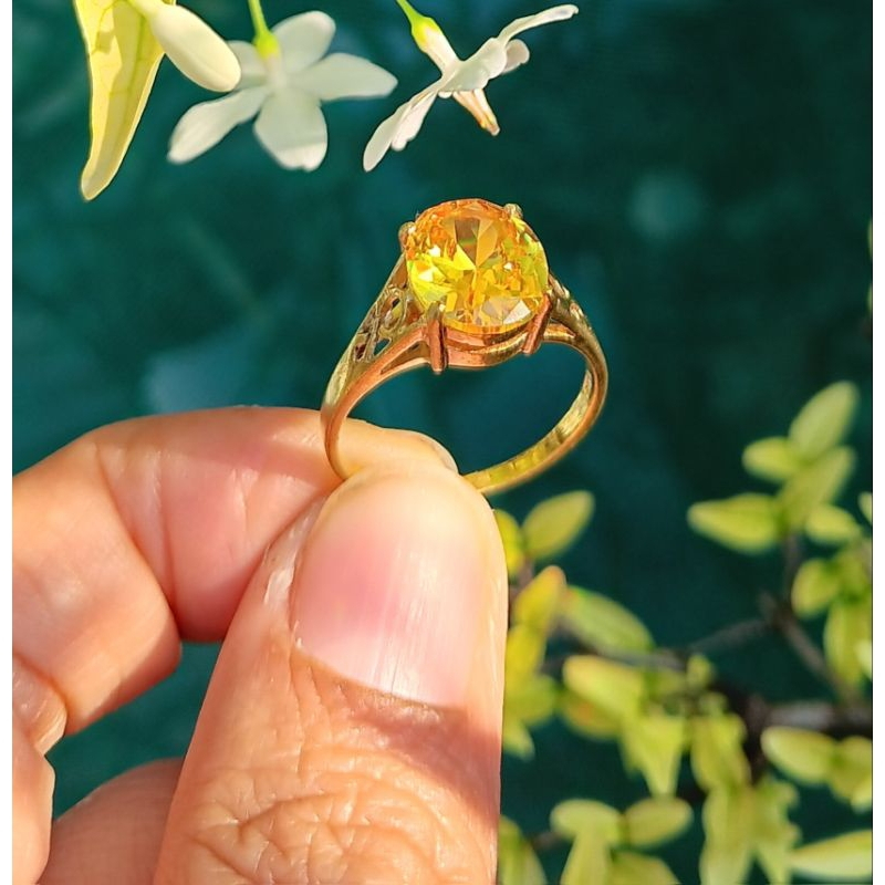 แหวนทองเหลืองโบราณ แหวนทองเหลืองประดับพลอย (BR-39)