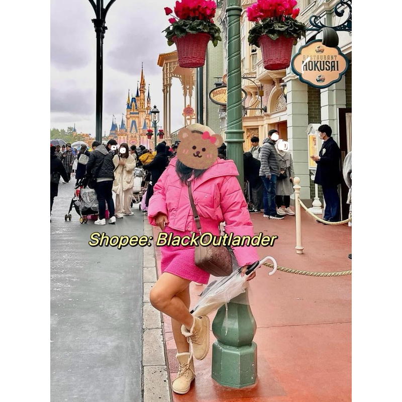 ส่งต่อเสื้อกันหนาว COAT DD สีชมพู FUR Collar Bomber Hot Pink