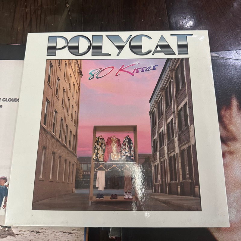 แผ่นเสียง Polycat อัลบั้ม 80 kisses