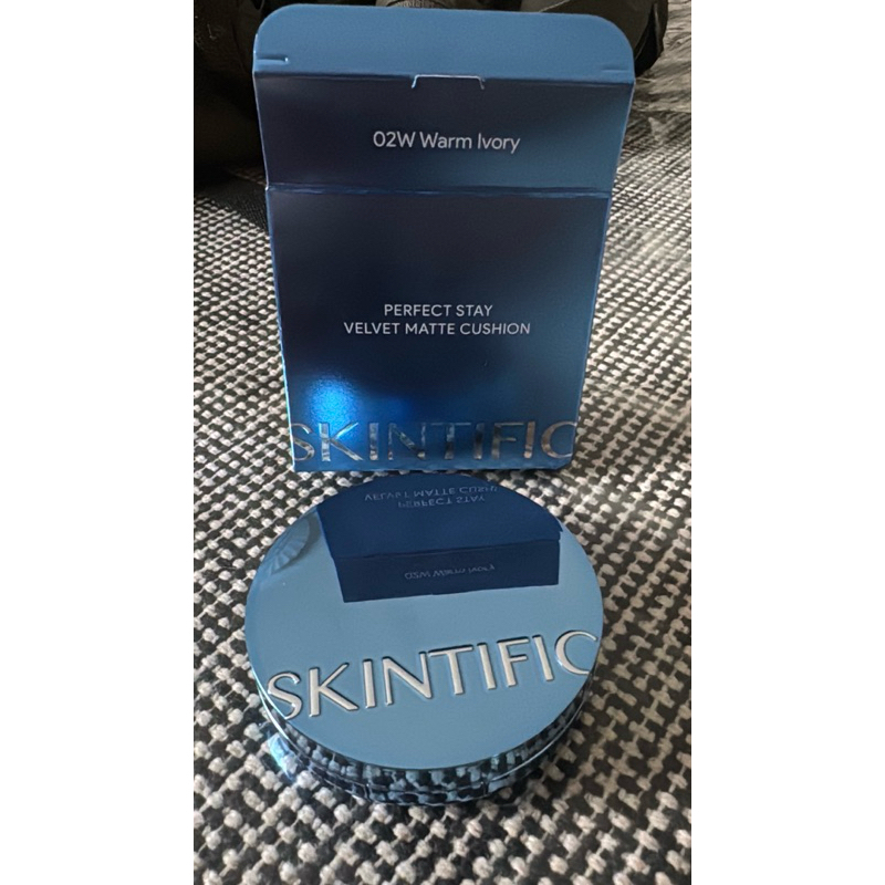 ส่งต่อคุชชั่น Skintific ตลับสีฟ้า เบอร์ 02W (ลองเพียง 1 ครั้ง)