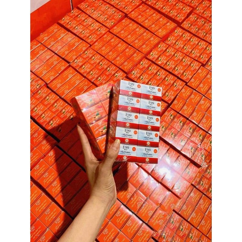 ครีมทาหน้า E99 ชุดบำรุงผิวหน้า E99 cream ใช้ได้ทุกประเภทผิว สกินแคร์