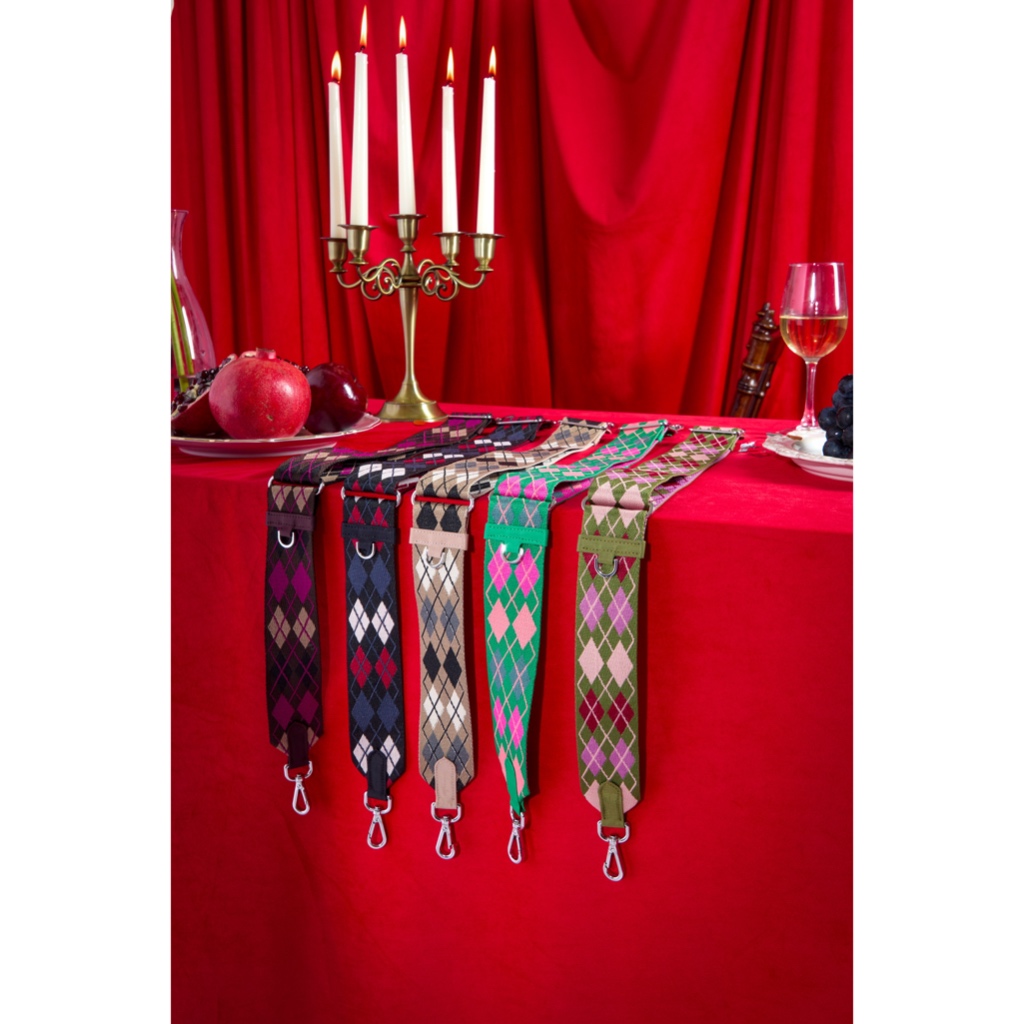 Festive Strap | My Very Own Way