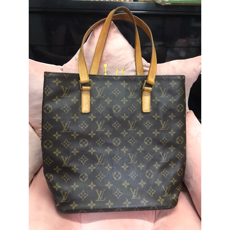 กระเป๋า Louis Vuitton ของแท้มือสอง