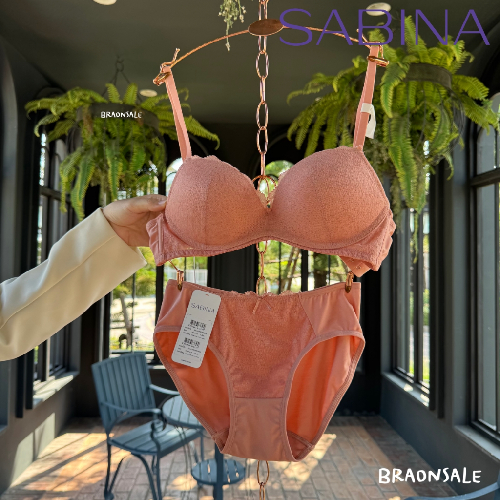 รหัส HBA23002OD รหัส HUA23002OD Sabina เสื้อชั้นใน Invisible Wire (ไม่มีโครง) ฟองน้ำดันทรงหนาพิเศษ สีส้มเข้ม SET