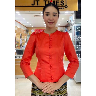 เสื้อใหม่ลาวคอไลลาอัดกาวแน่นแน่นทั้งตัว