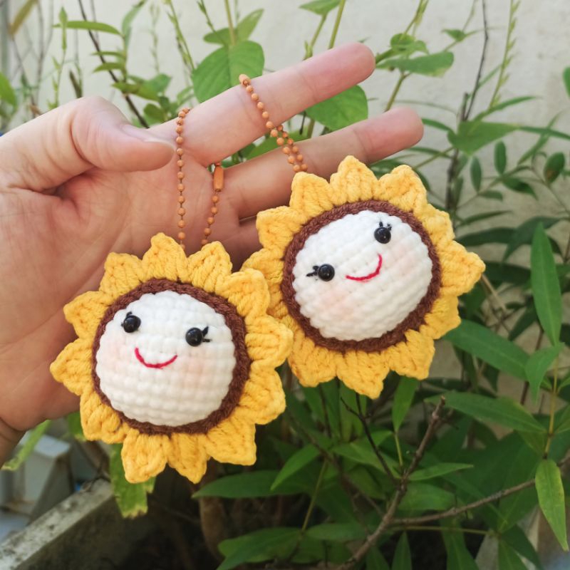 พวงกุญแจดอกทานตะวัน ตุ๊กตาไหมพรม