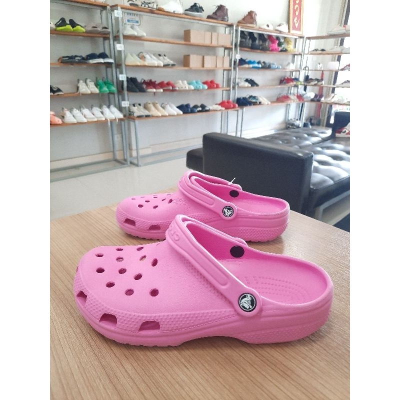 รองเท้าcrocsมือสองของแท้ size M7/W9 40 วัดจริงยาว 24.5-25 cm