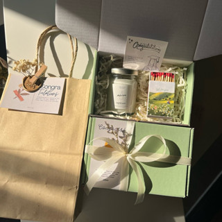 Gift G45 ของขวัญเทียนหอม พร้อมถุงกระดาษ กล่องสีเขียว การ์ดปร…