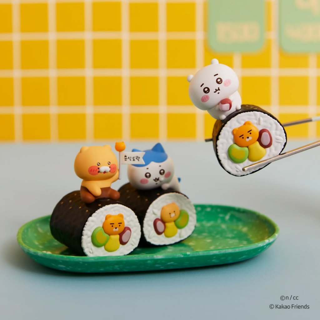 พร้อมส่ง กล่องสุ่ม  สุ่ม 1 จาก 3 แบบ Chiikawa x KAKAO FRIENDS