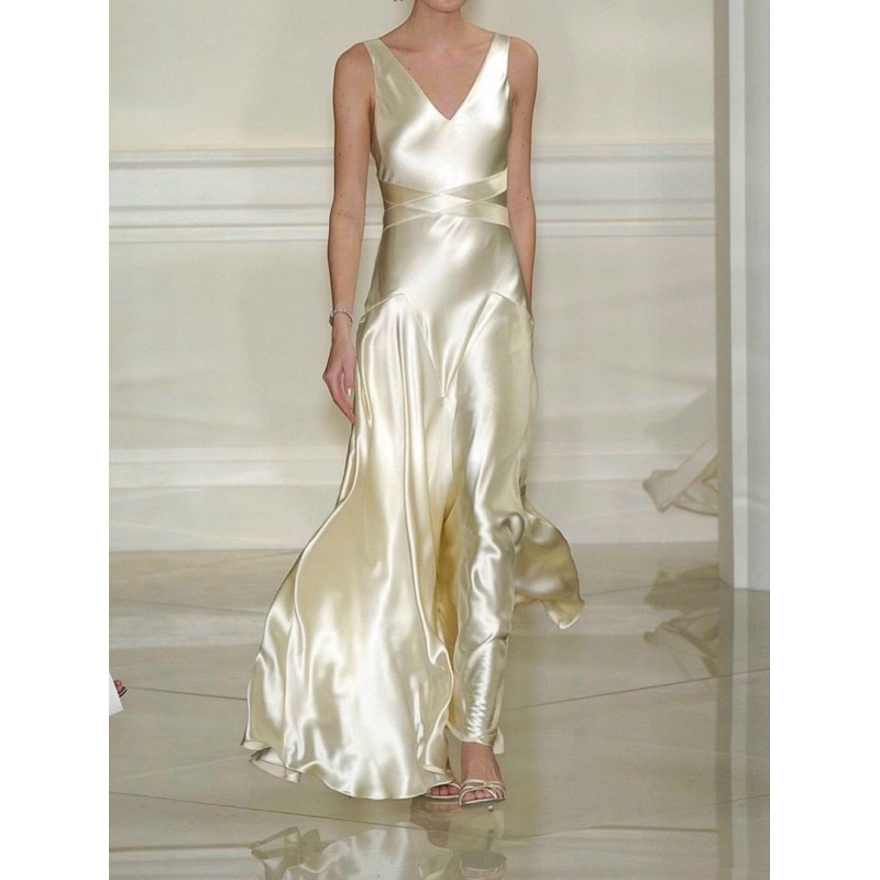 Ralph lauren's valentino satin evening gown dress