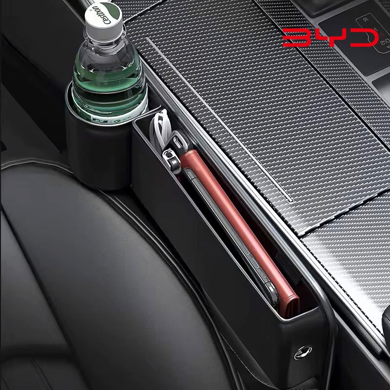 BYD ATTO 3 DOLPHIN SEAL กล่องจัดเก็บของสำหรับช่องว่างระหว่างเบาะรถยนต์ พร้อมที่วางแก้วน้ำ