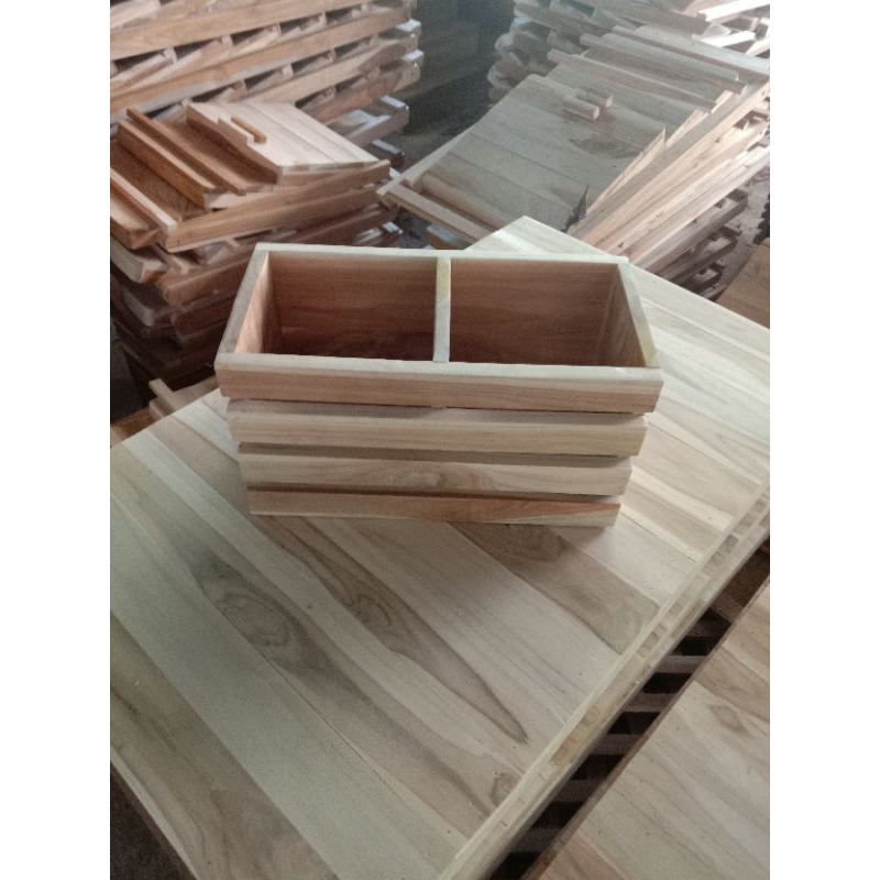 กล่องใส่ฝาแก้วพลาสติกหนึ่งช่องสองช่องงานไม้สักทองใส่แก้วฝาได้16-32oz