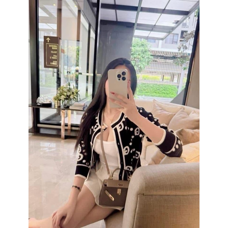 เสื้อไหมพรมแขนยาว เข้ากับทุกสภาพอากาศ ผ้ายืดหยุ่นตามตัว เป็นขนาดฟรีไซร์