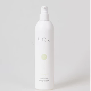 LRL Escape Signature Body Wash 360 ml.