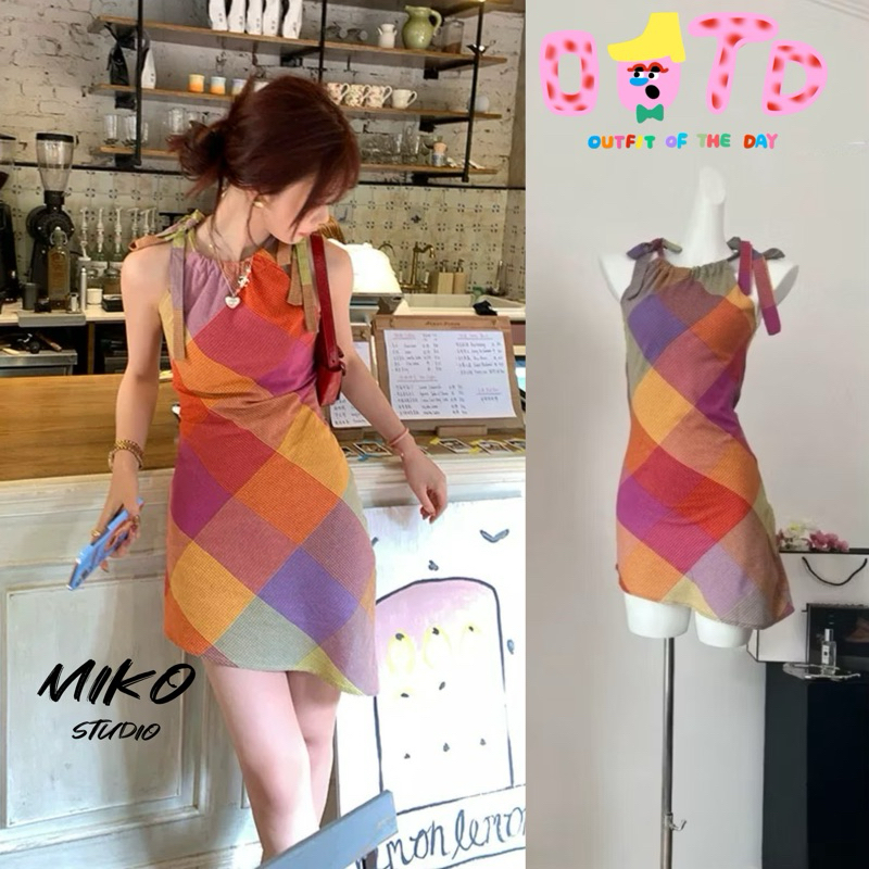 Miko พร้อมส่ง🌈มินิเดรสสายเดียว🌈ชุดเดรสสั้นผู้หญิงสีสันY2k เดรสเซ็กซี่เอวเข้ารูป มีจีบแบบผูกเซือก ชุดไปทะเล สไตล์เกาหลี